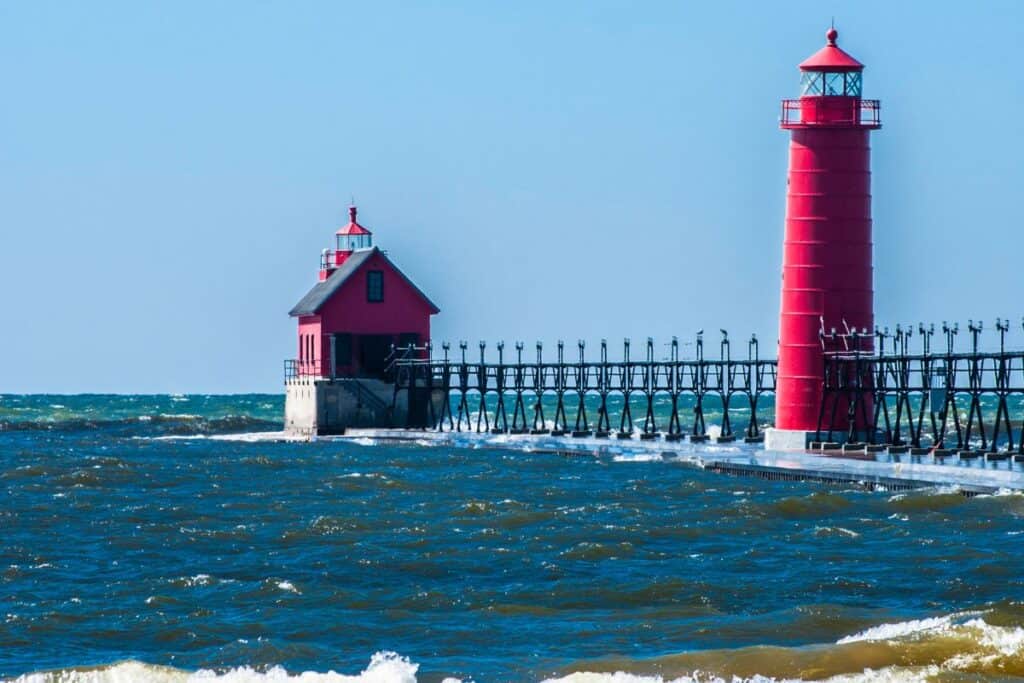 grand haven lighthouse 