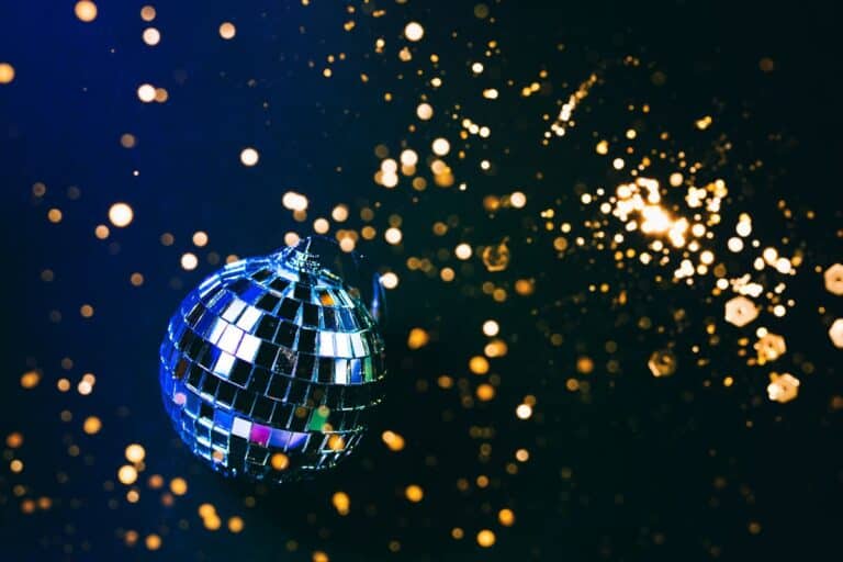 michigan new years eve ball drops