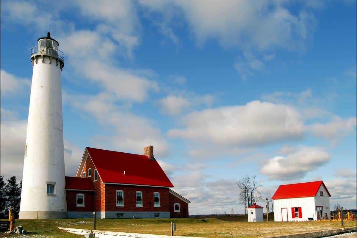 Tawas Vacation Travel Guide 2024 East Tawas & Tawas City My Michigan