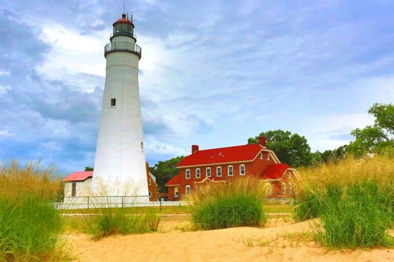 fort gratiot lighthouse on Michigan's thumb coast