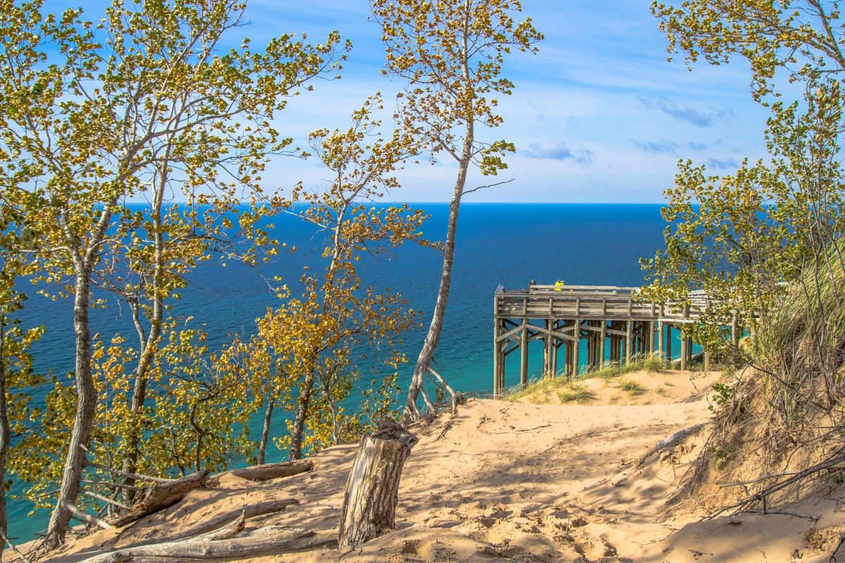 sleeping bear dunes overlook