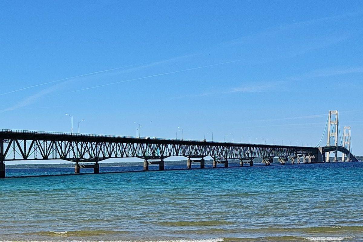 mackinac bridge