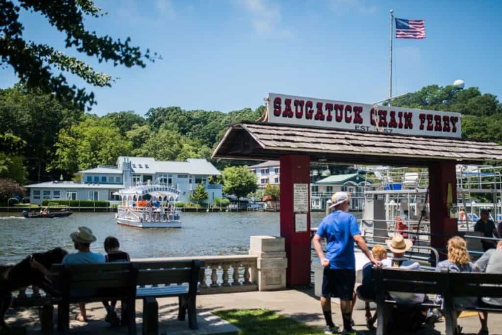 Saugatuck Chain Ferry crossing the Kalamazoo River