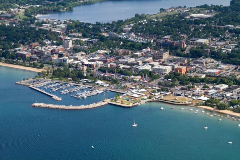 traverse city harbor