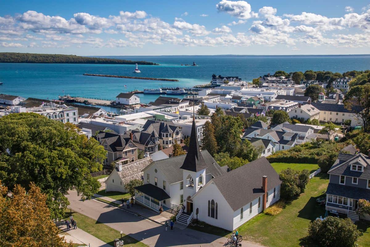 overview picture of mackinac island, one of the best places in michigan to visit