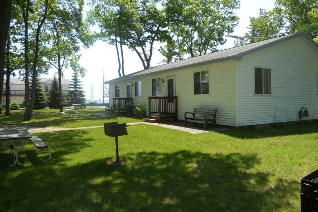 Stefans resort in Greenbush